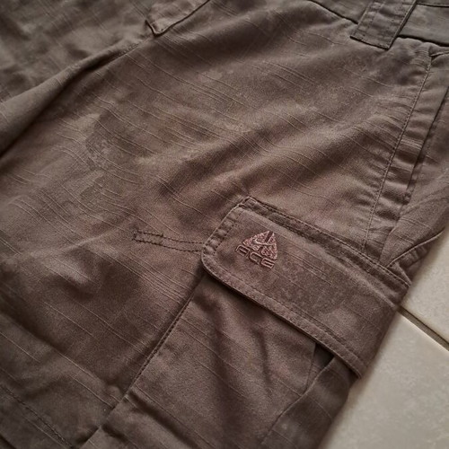 Nike ACG Cargo Shorts camo, like new