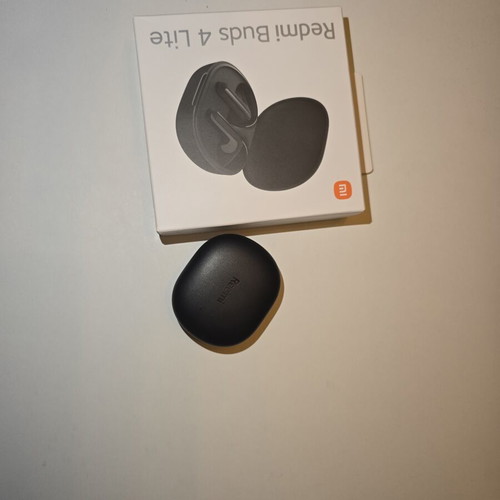 Redmi 4 Lite earbuds used