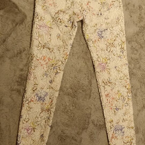 Madness National Lace Skinny Pants XS like new, colorful