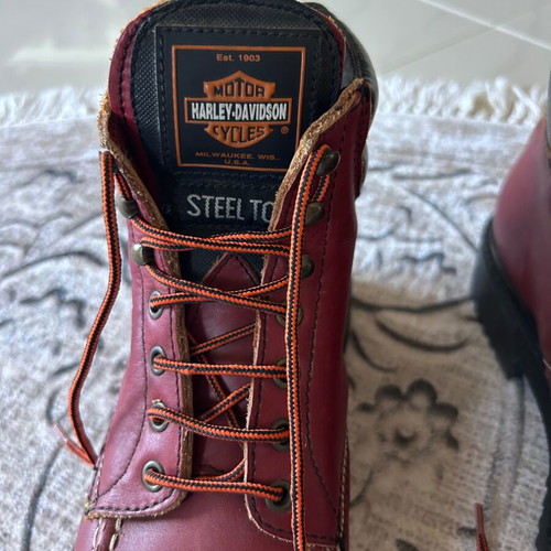 Harley-Davidson leather boots used, burgundy with steel toe protection