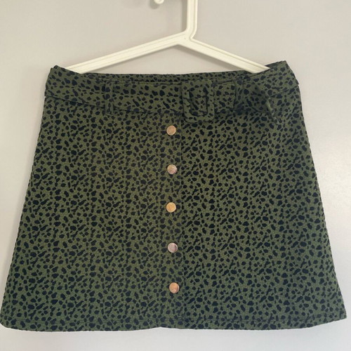 Mini skirt Zara like new, green-black animal print, size L