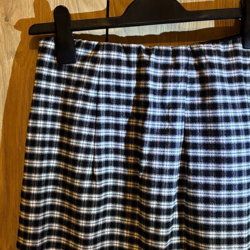 Zara checked skirt like new, size M 38 10, black and white