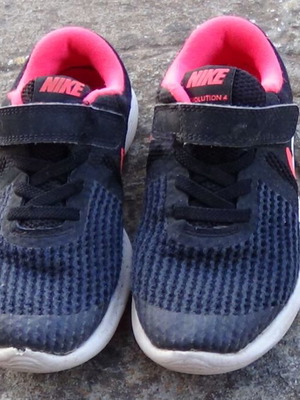 Παπούτσια παιδικά Nike Revolution 4, Νο 29,5
