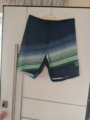Billabong LayBacks boardshort XL like new, striped blue and green