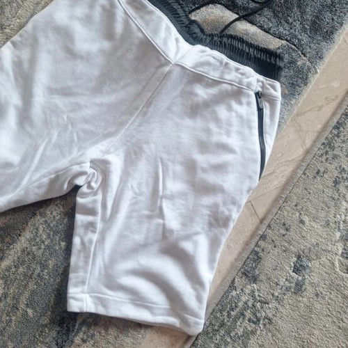 Nike shorts like new, black and white, size M