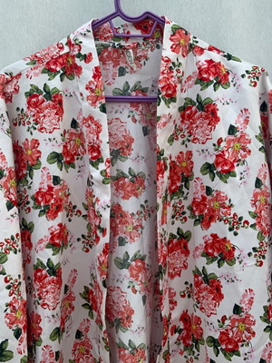 Floral kimono used, soft white with red, summer silk-like fabric
