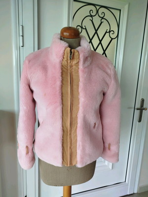Pink fur jacket used, child size 12, size S