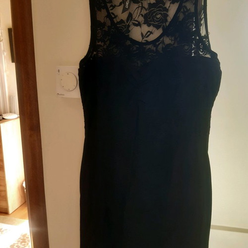 Modern elastic dress new, size M, black
