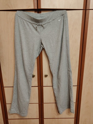 Nike women's tracksuit pants used, grey, size Large