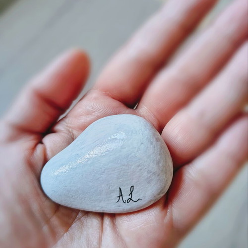 Handpainted decorative painted pebble magnet