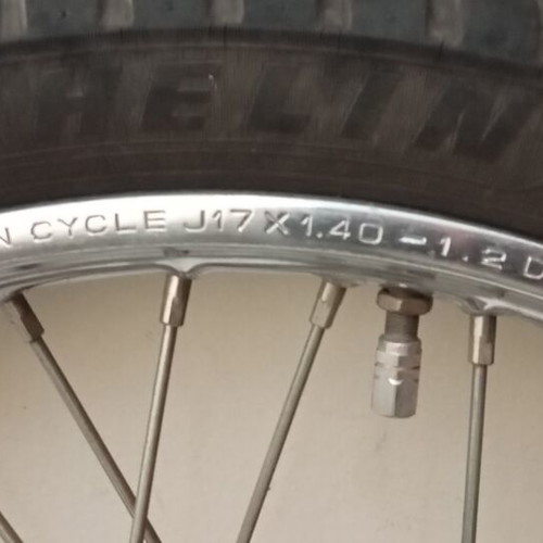 Union Cycle 17'' wheels set with Michelin tires for moped