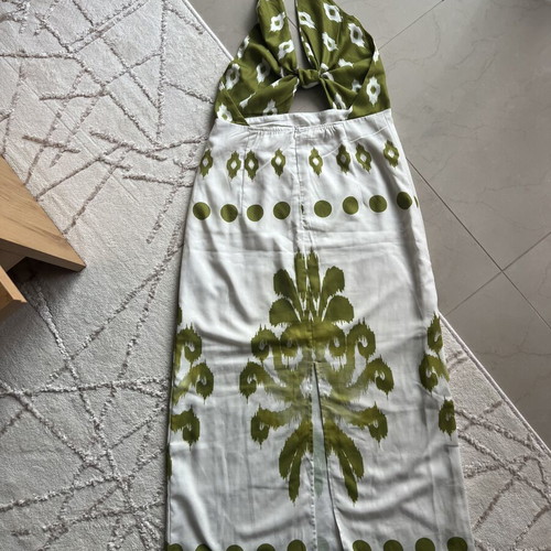 Shein dress printed polyester fabric, like new, size M