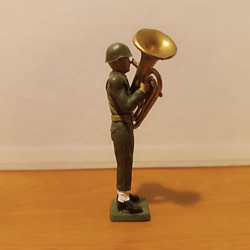 Athina Infantry Band Soldier Figurine like new