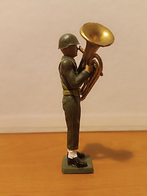Athina Infantry Band Soldier Figurine like new
