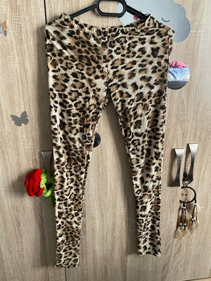 Thin leggings size M like new