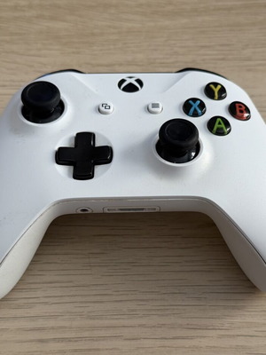 Xbox One/One X white controller, genuine