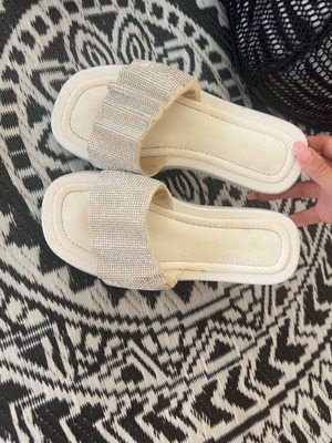 Bershka slippers with rhinestones, like new, size 37, white