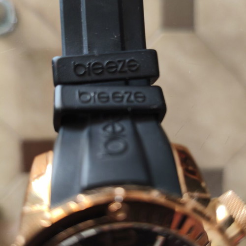 Breeze 100M Rose Gold Black Watch like new