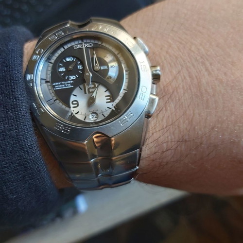 Seiko watch like new titanium