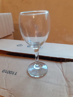 Set of 24 stemmed glasses new, in packaging