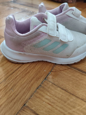 Adidas running shoes for girls size 25.5