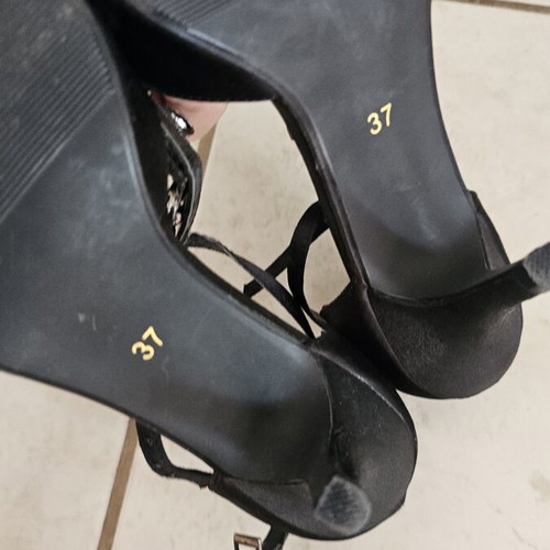 Dance shoes used, size 37, black pumps