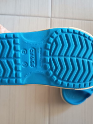 Crocs sandals like new, sizes 26 and 27, blue