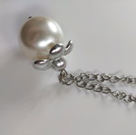 Chain with large statement pearl new