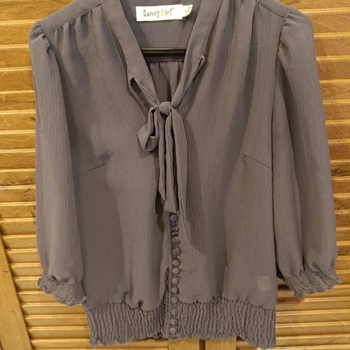 Sunny crop shirt grey like new, size S/M