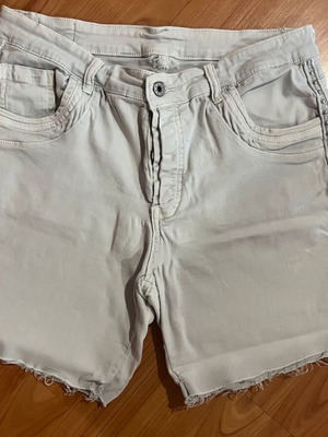 Jean women's elastic bermuda shorts XL used, soft gray with silver details
