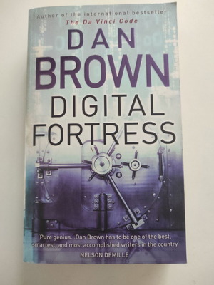 Βιβλίο Digital Fortress Dan Brown μεταχειρισμένο