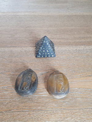 Egyptian wooden scarab beetles and pyramid used, set of 2+1