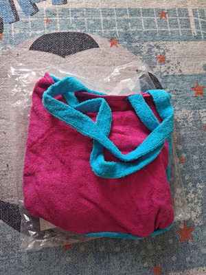 Beach towel-bag 2 in 1 like new