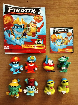 Piratix figures used, set of 8 without weapons