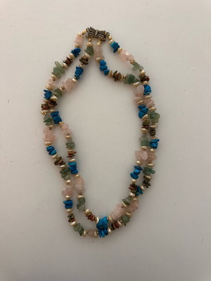 Double necklace used with impressive clasp, multicolor