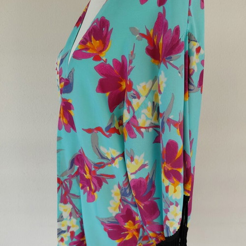 Kimono like new, colorful, size M