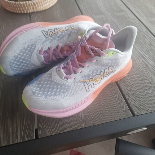 Hoka Mach 6 running shoes like new, size 45 ⅓, multicolor