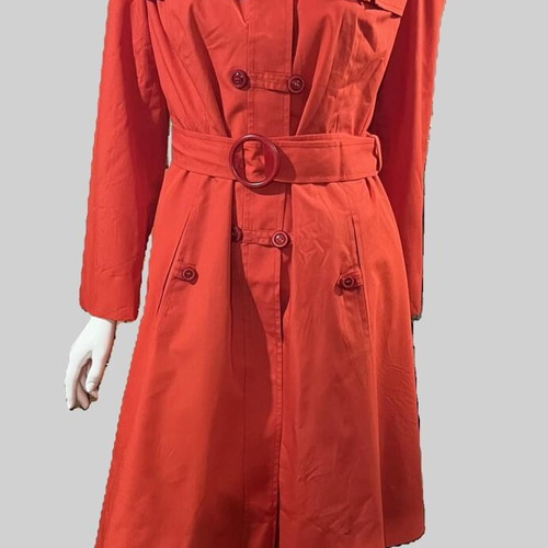 Cotton coat size M like new, red