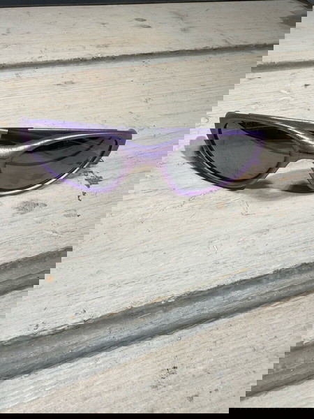 Oakley Minute Electric Violet / Black Iridium