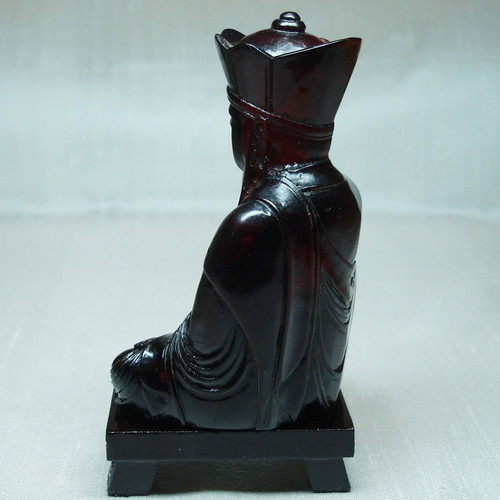 Amber Shakyamuni Bodhisattva Buddha used, handmade 18th century figure