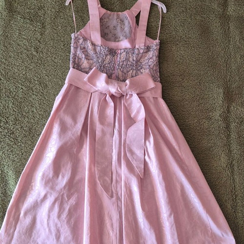 Personal No3 Dress like new, pink with lace and bow