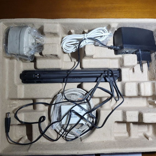 TP-LINK TD-W8970 300 Mbps Wireless N ADSL2+ Modem Router like new