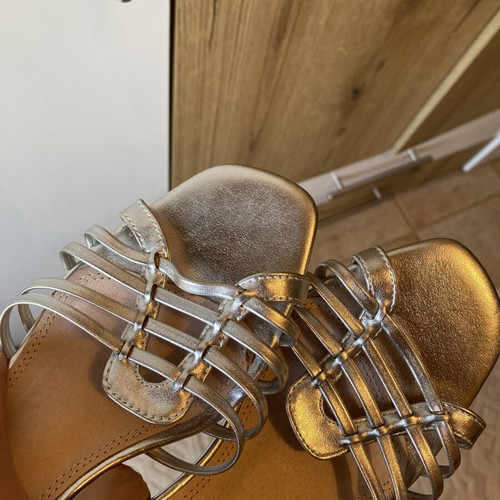 Migato Silver Strappy Sandals New with Tags Size 37