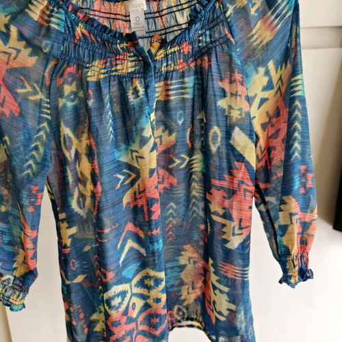 Chico’s blouse with colorful print like new
