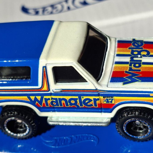 Hot Wheels RLC Wrangler ’85 Ford Bronco 2024 new