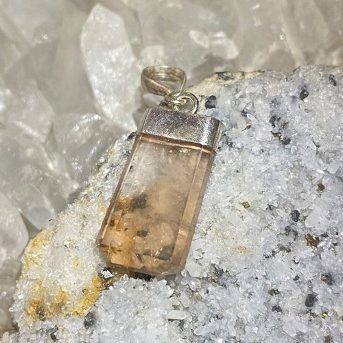 Silver Pendant with Natural Topaz new, beige