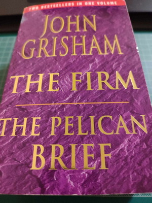 John Grisham The Firm και The Pelican Brief αγγλικό βιβλίο paperback
