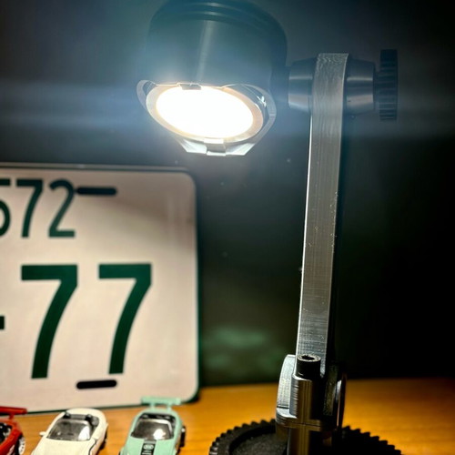 Piston lamp new with tilt for desk