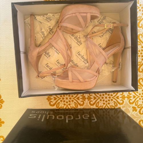 Makis Fardoulis high beige sandals like new