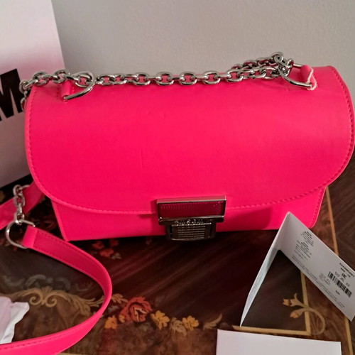 MSGM shoulder bag new, fuchsia with flap and push-clasp